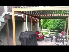 Une escapade dans le jardin toute l'année: une pergola en aluminium construite pour créer des liens familiaux